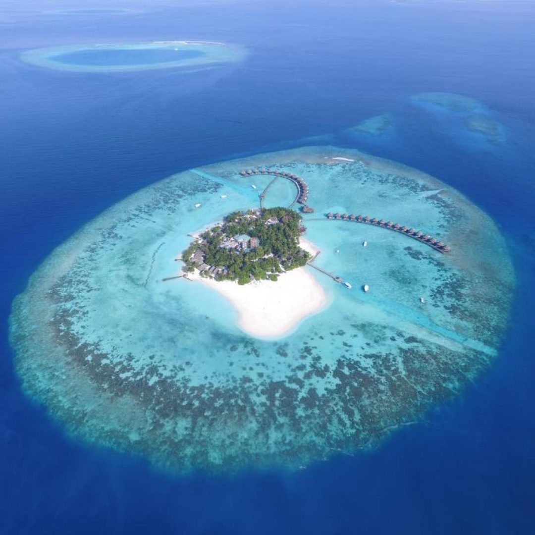 Thulhagiri Island Resort & Spa 17