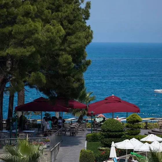 akra-kemer-havuz-bar-1 (1)