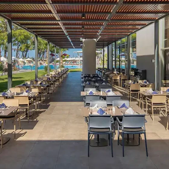 akra-kemer-palmiye-restaurant-3