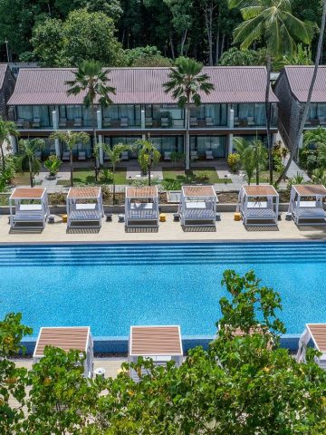 avani_plus_barbarons_seychelles_zil_pool_exterior_view
