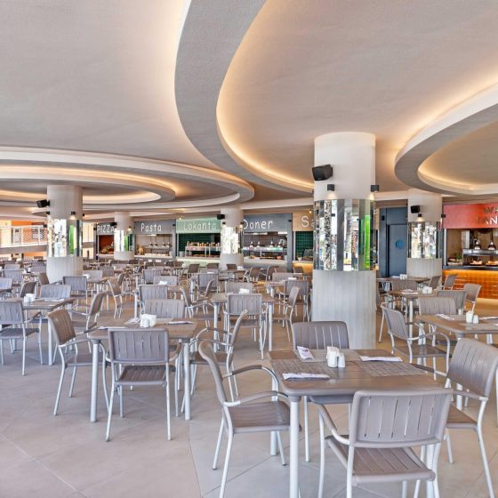 foodcourtsittingarea_1